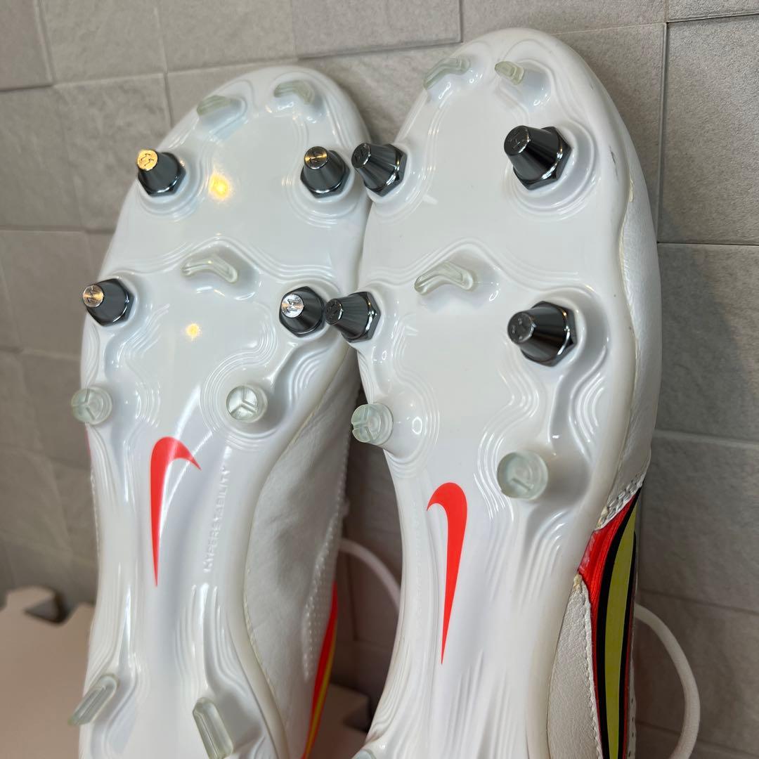 最終値引きNike ティエンポレジェンド 9 SG 取り替え式