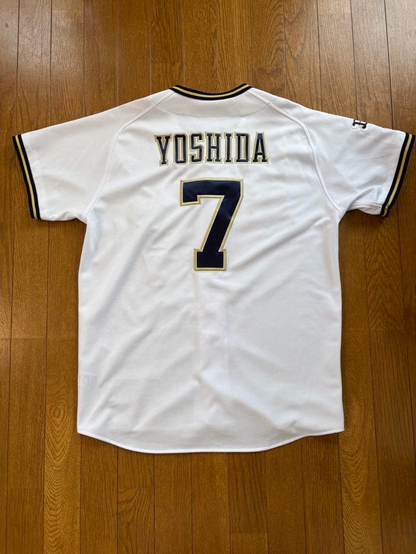 吉田正尚　ハイクオリティユニフォーム　背番号7 Lサイズ