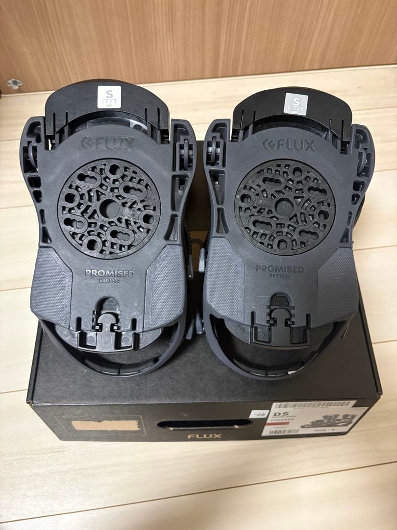 FLUX DS サイズS フラックス ビンディング バインディング