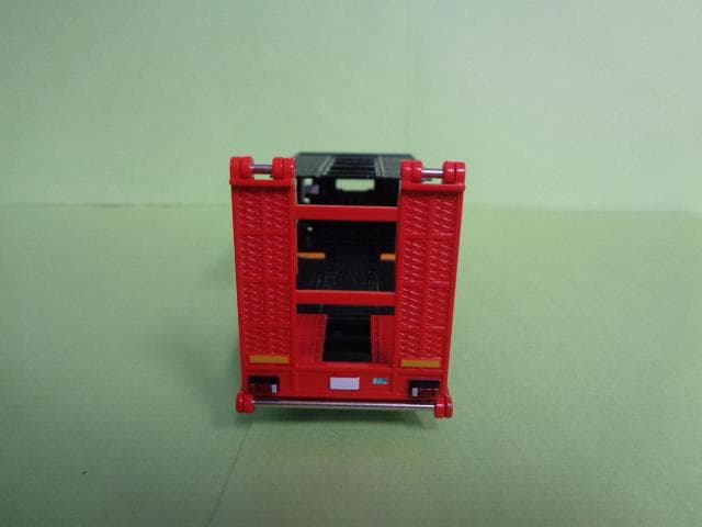 トミカリミテッドヴィンテージネオ　LV-N１９１ｂ　いすゞエルフ　花見台