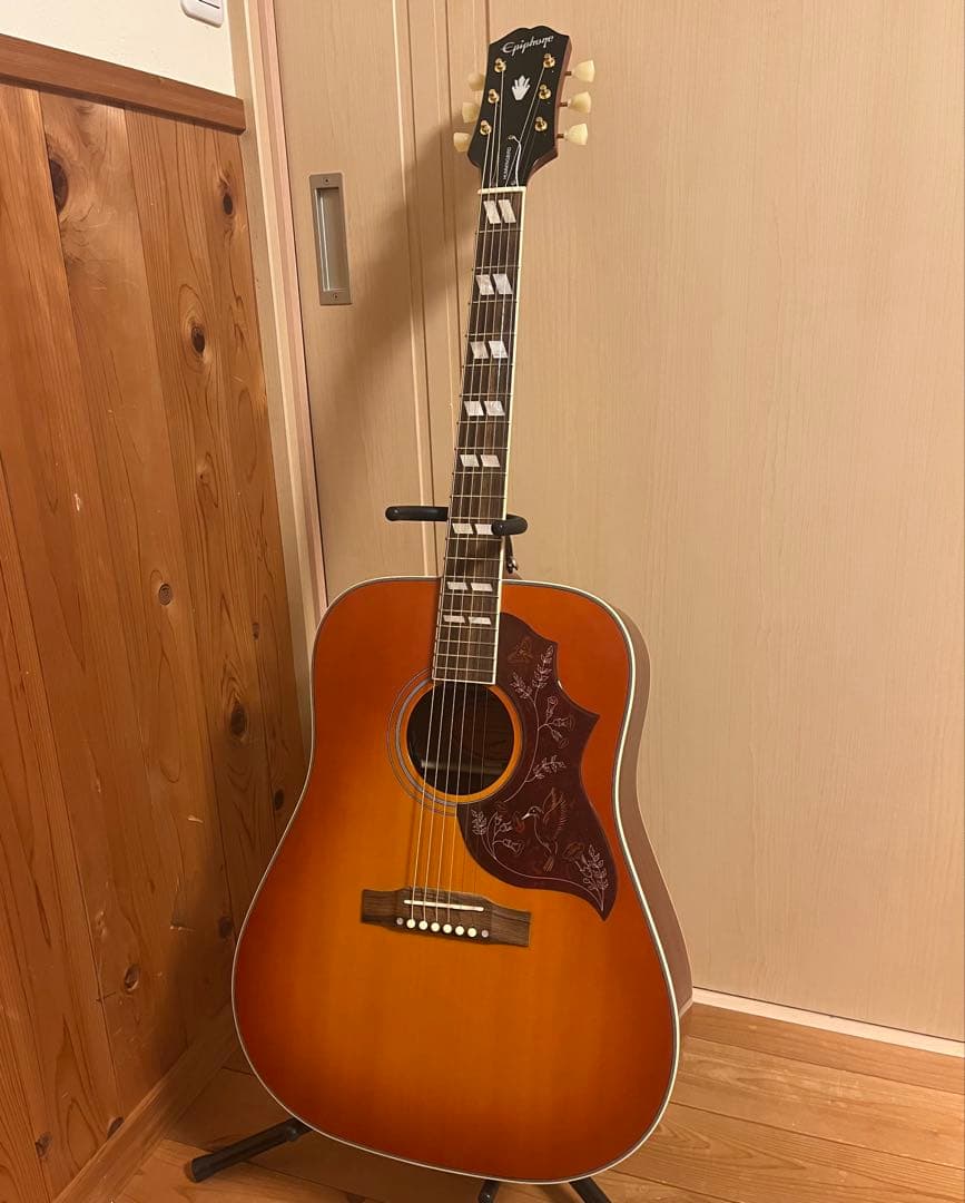 ギター Epiphone inspired by Gibson Hummingbird
