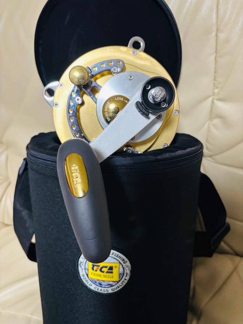 TICA TEAM DUAL DRAG 80 WTS 両軸リール