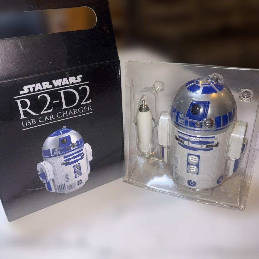 激レア　新品未使用　R2-D2型車載充電器