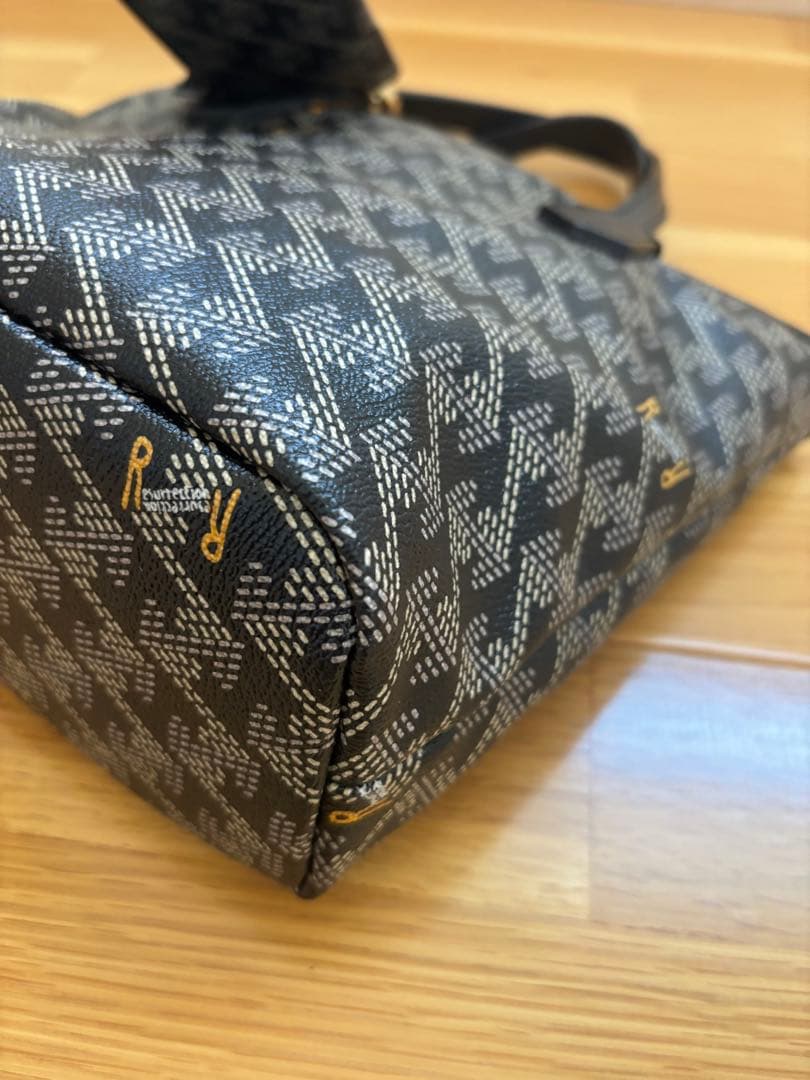 未使用に近い状態　レザレクション　カートバッグ＋カナリー