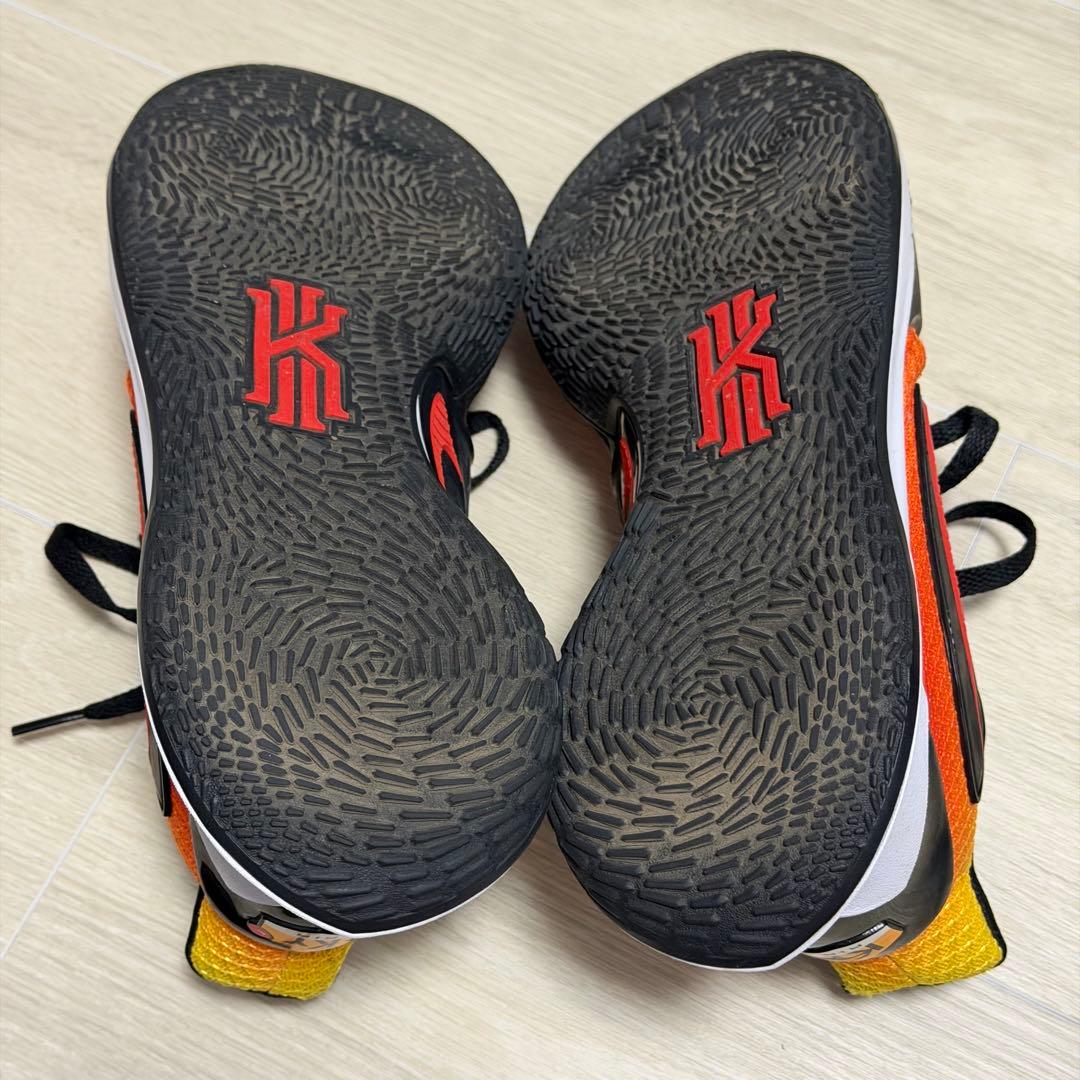 Nike kyrie low 2 バスケットボールシューズ イエロー/オレンジ