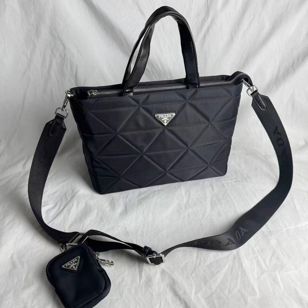 PRADA ノベルティ ミニ トートバッグ 斜めがけショルダー ナイロン