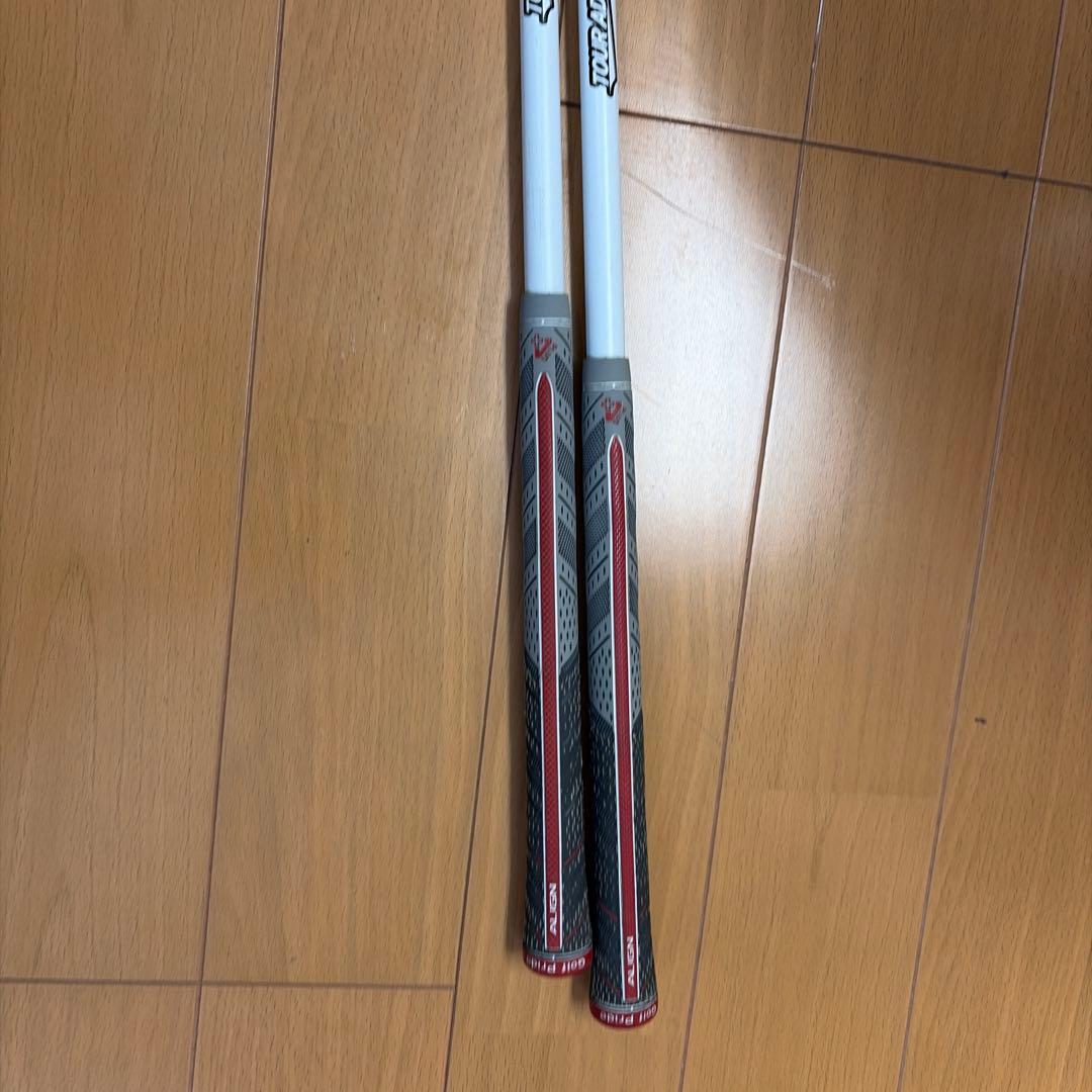 これはブリヂストンゴルフのTOUR Bシリーズのユーティリティ用シャフト