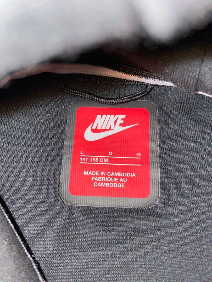 Nike テックフリースキッズサイズ　セットアップ　海外限定