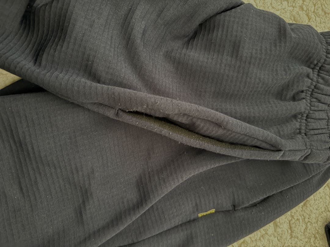 ATHLETA 上下ウェアセット