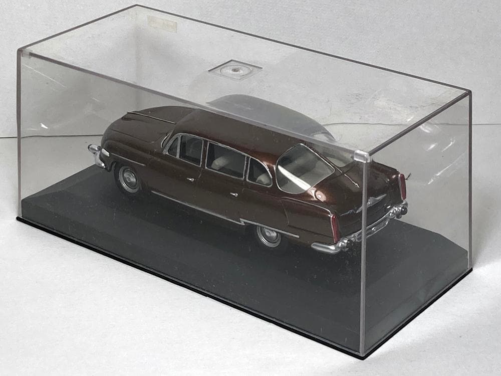 TATRA 1/43 タトラ T603