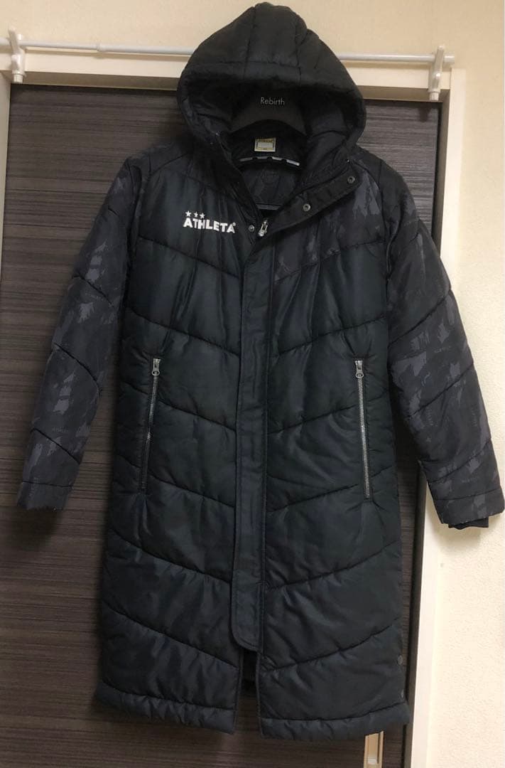 ◉価格相談可◉ATHLETA アレスタベンチコート　カモフラ迷彩柄風スポーツ観戦
