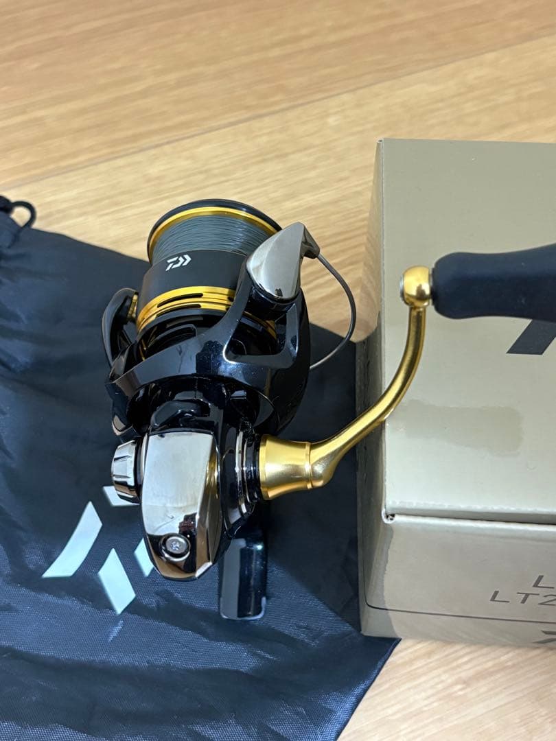 Daiwa 23レガリス LT2500S-XH スピニングリール