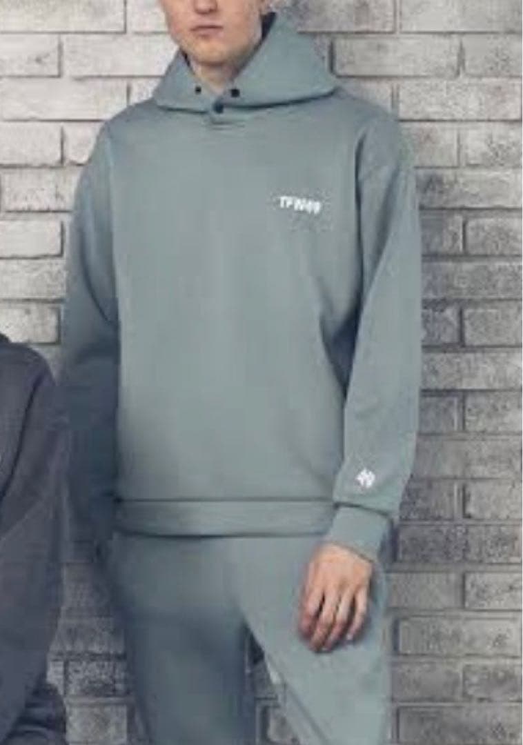 TFW49 パーカー T102210016 CARDBOARD MATERIAL