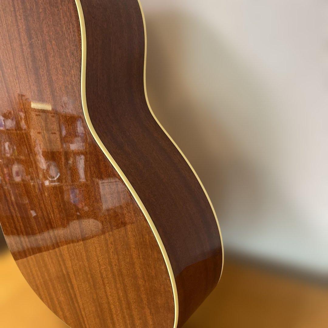 Yamaha FS820アコースティックギター　　 付属品　入門書などあり