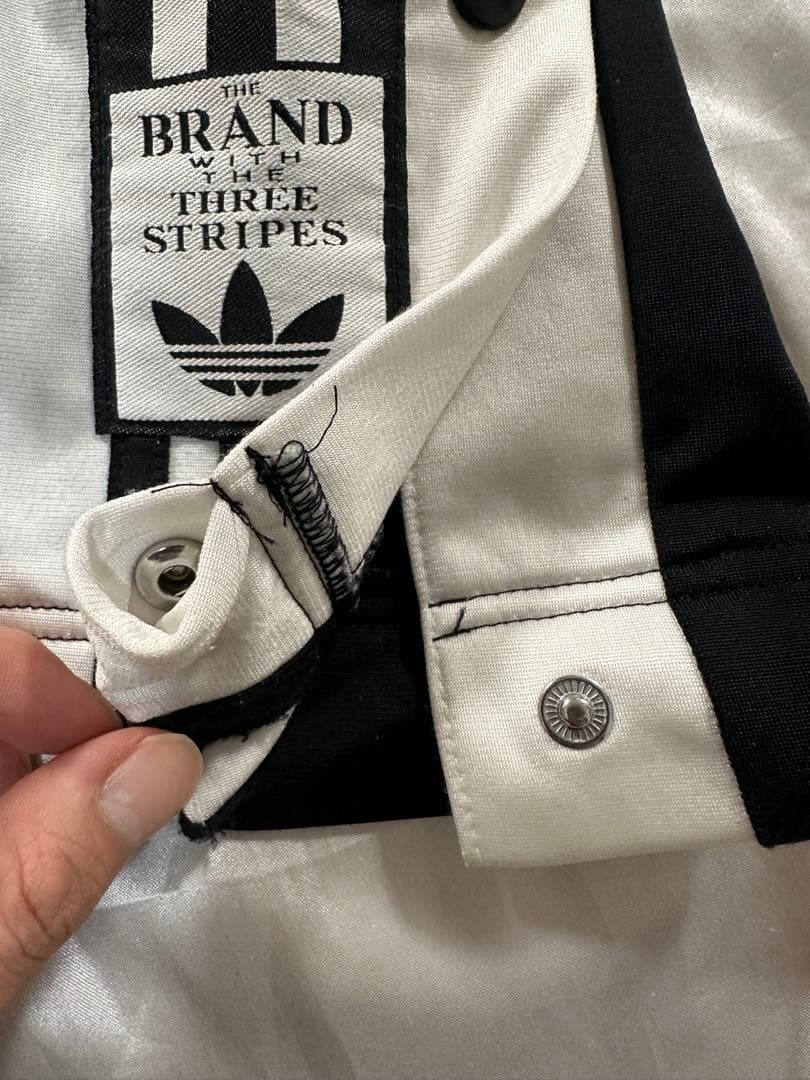 ブラックピンク着用 adidas アディダス トラックパンツ adibreake