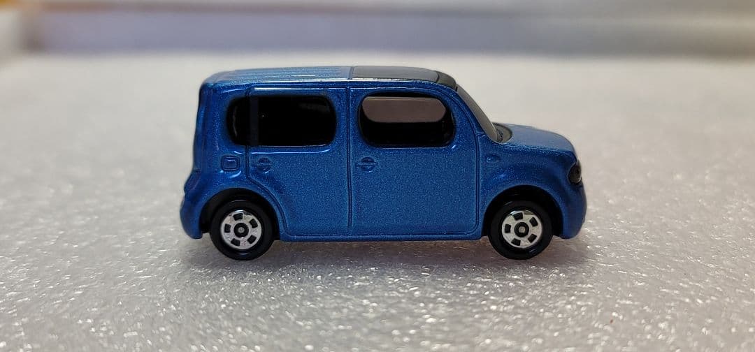 【送料無料】貴重！希少色 キューブ パシフィックブルー ミニカー 「 トミカ