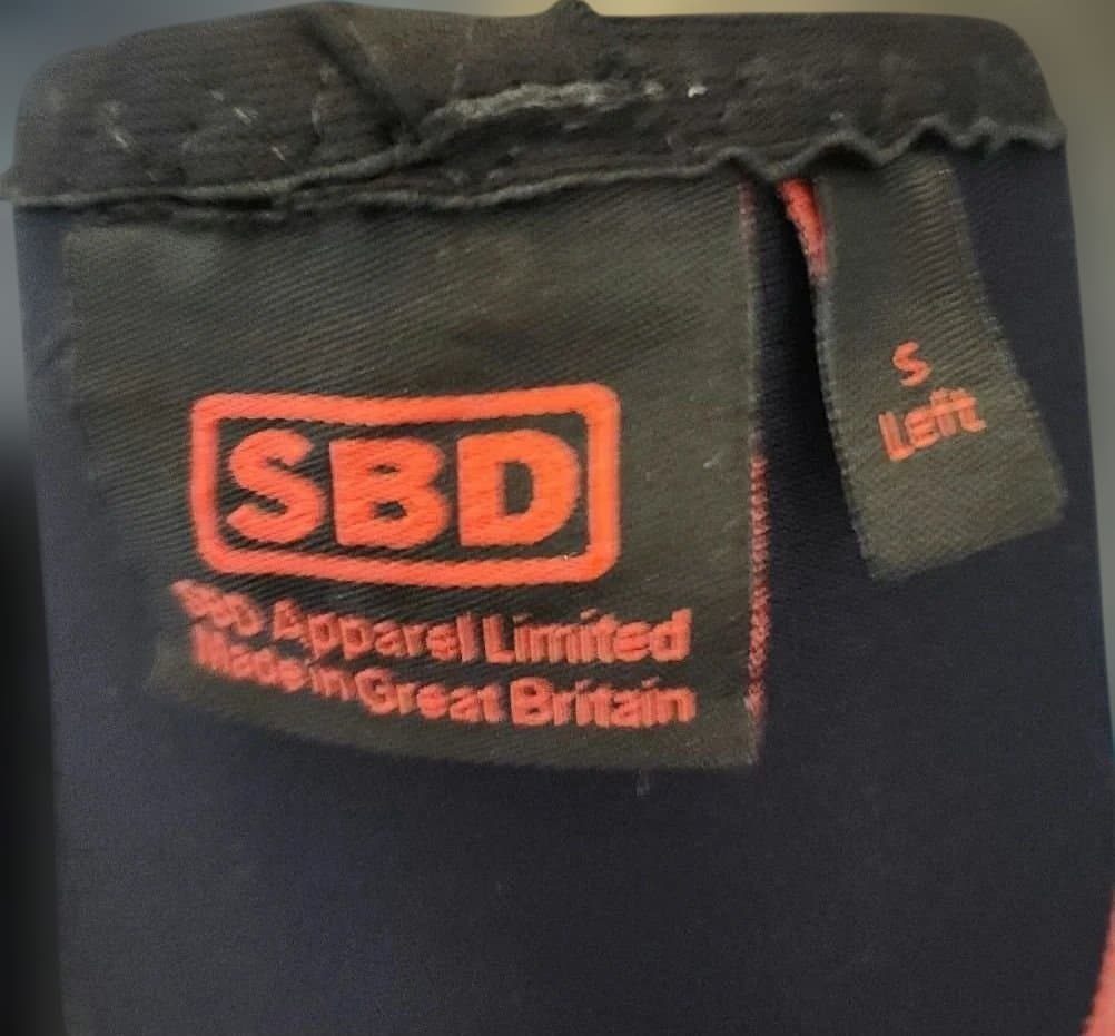SBD ニースリーブ2013年発売モデル Sサイズ
