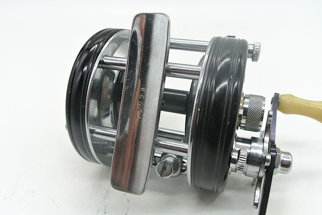 ABU Ambassadeur 5000C (Big A）アンバサダー