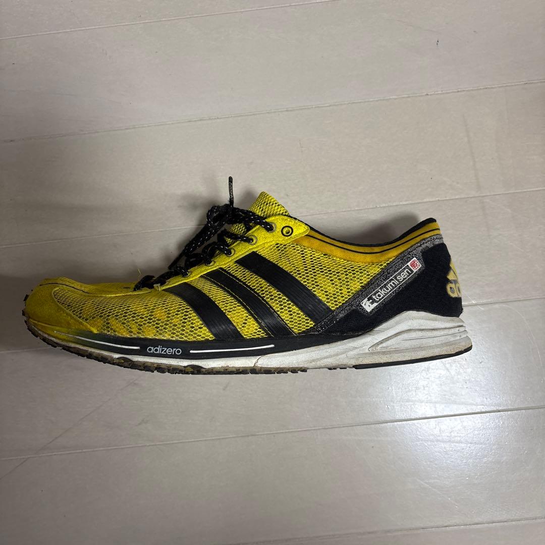 美品 adizero スパイクシューズ イエロー/ブラック　27cm