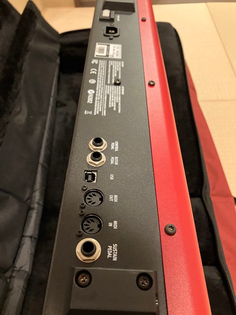 nord electro 5 HP（純正ケース付）