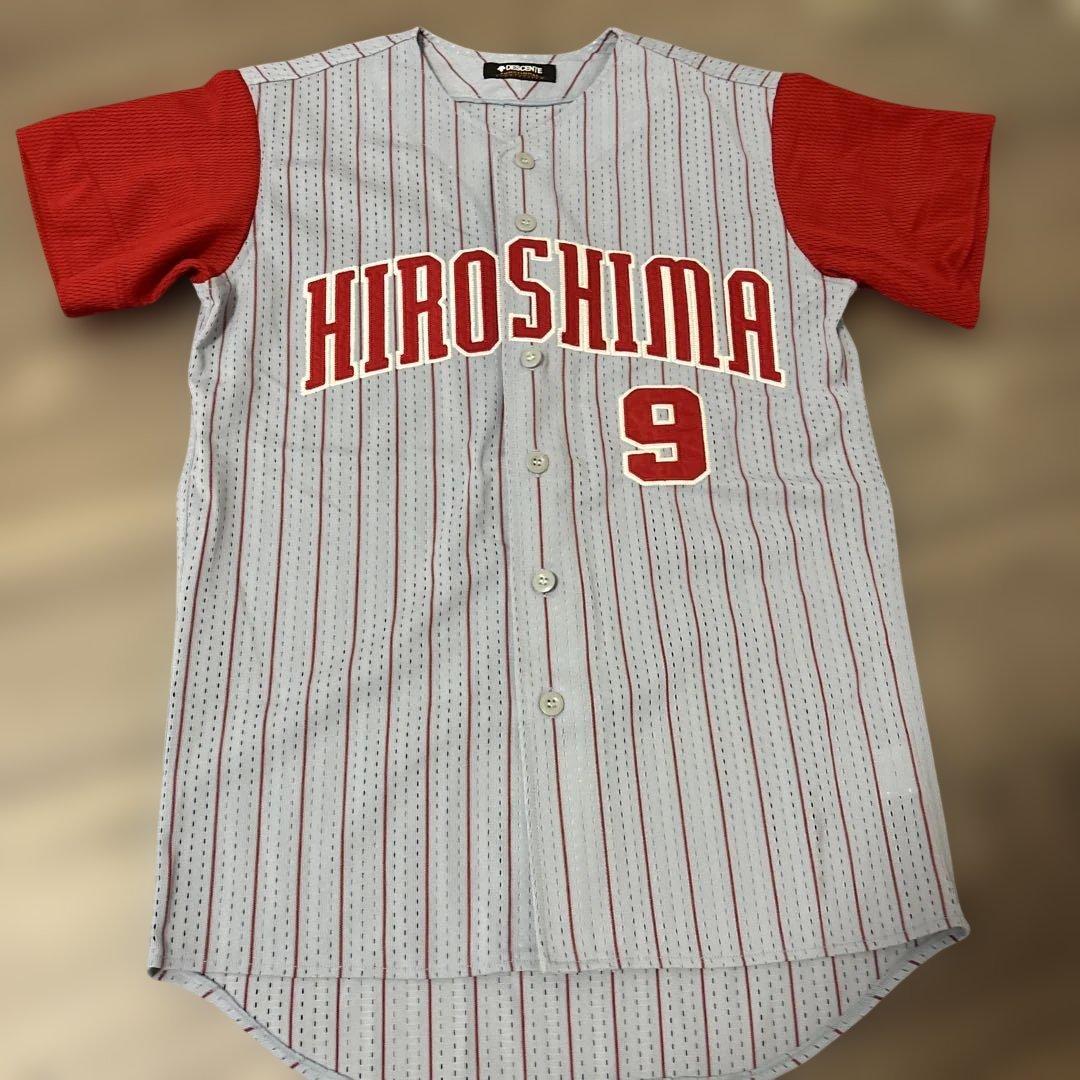 広島東洋カープ　緒方孝市選手　ユニフォーム　Sサイズ