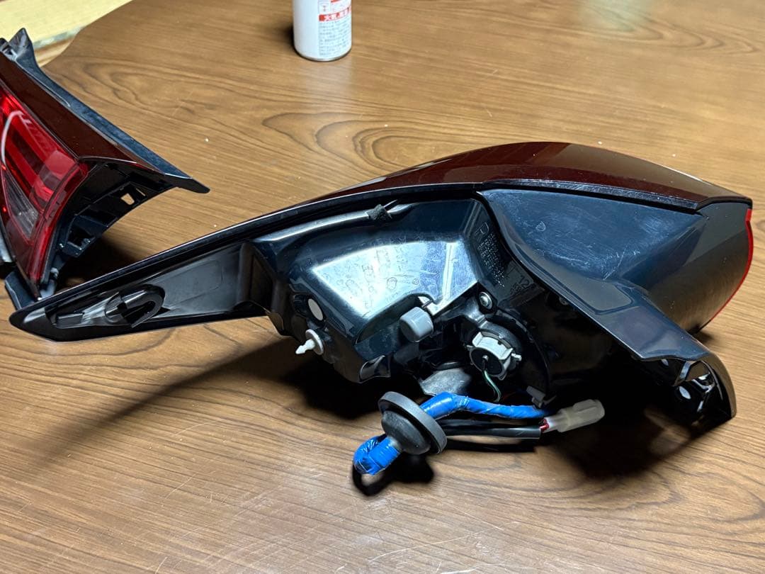マツダCX-5 KF前期　テールランプ　リフレクター