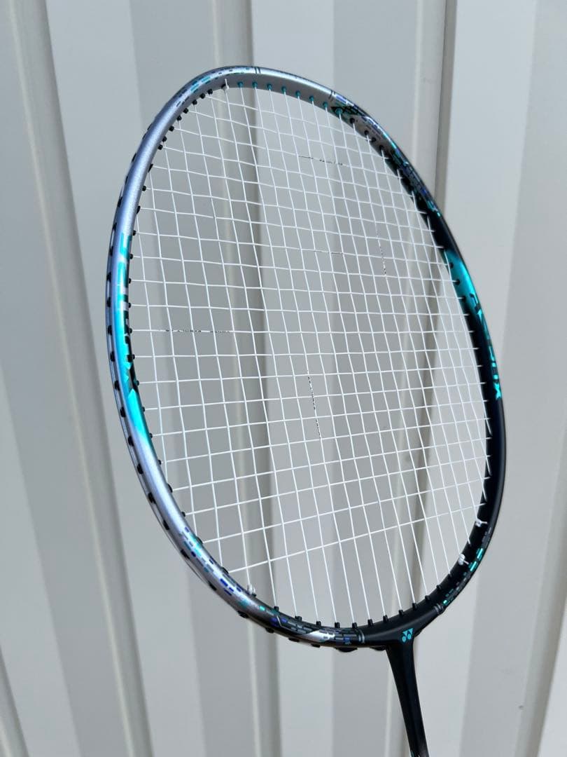 【美品】YONEXアストロクス88Dプロ　4UG5 3AX88DーP