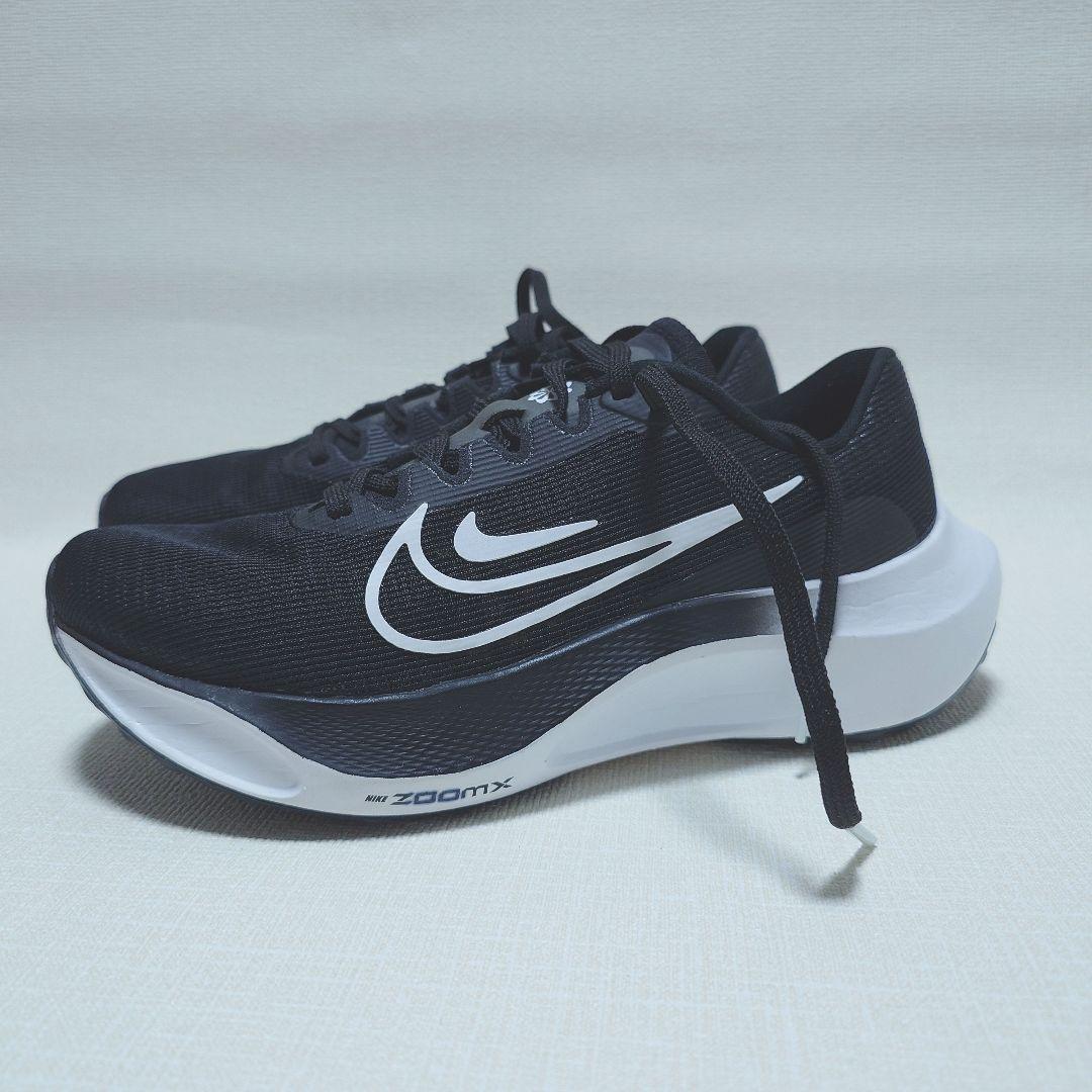 最終価格 ナイキNIKE Wズームフライ5ブラック25.0cm黒W