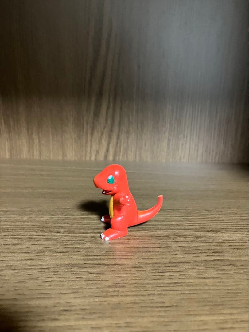 希少　顔違い　TOMY製 ポケモン　モンスターコレクション 初期　ヒトカゲ