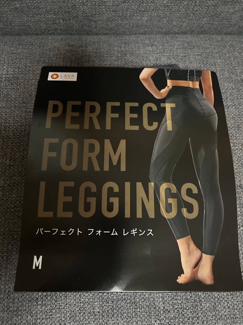 LAVA パーフェクトフォームレギンス　M 着圧レギンス　ヨガ　ピラティス