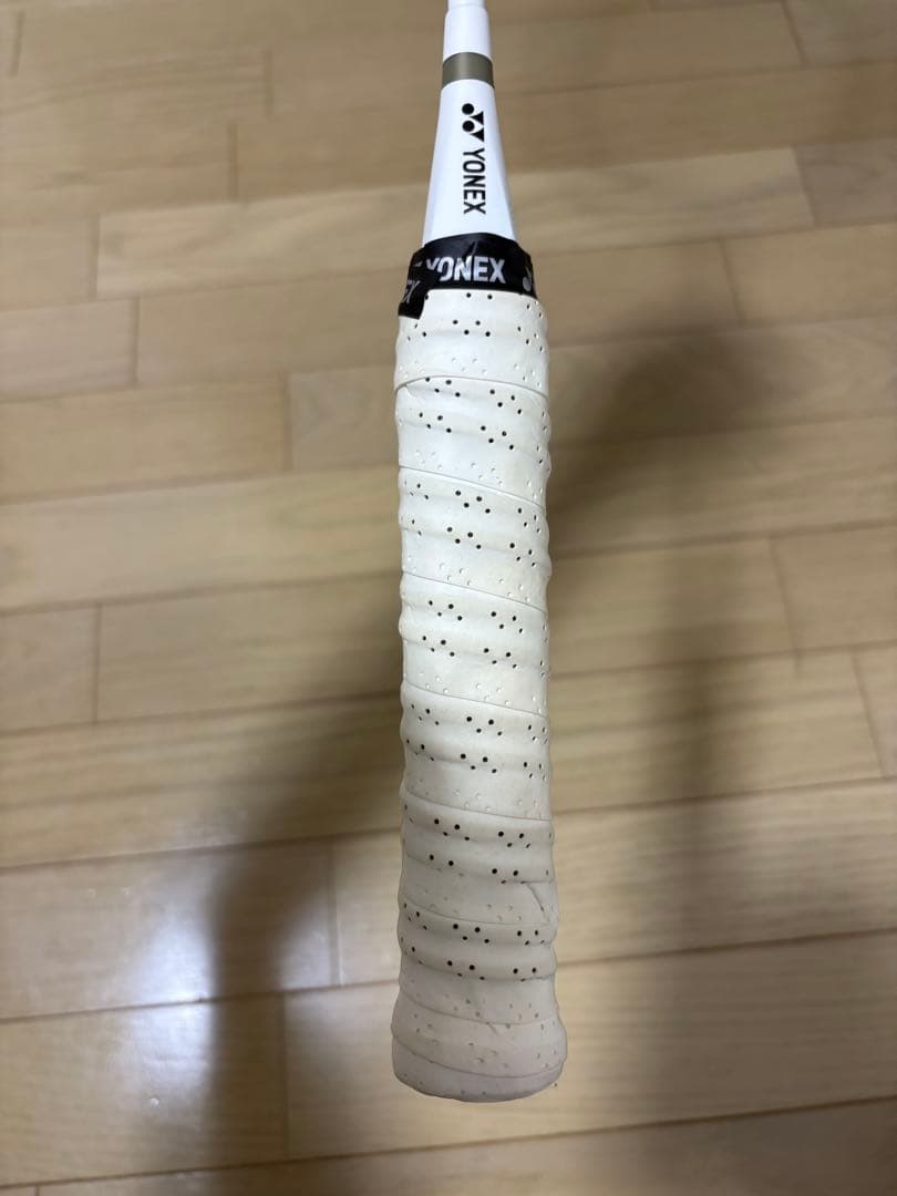 YONEX バドミントンラケット ホワイト/ピンク　NANORAY 60
