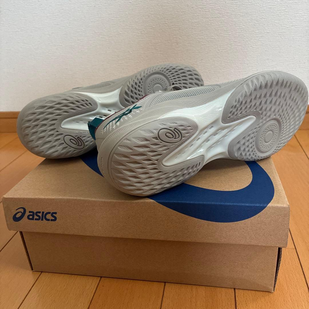 ASICS バスケットボールシューズ グレー/ミント