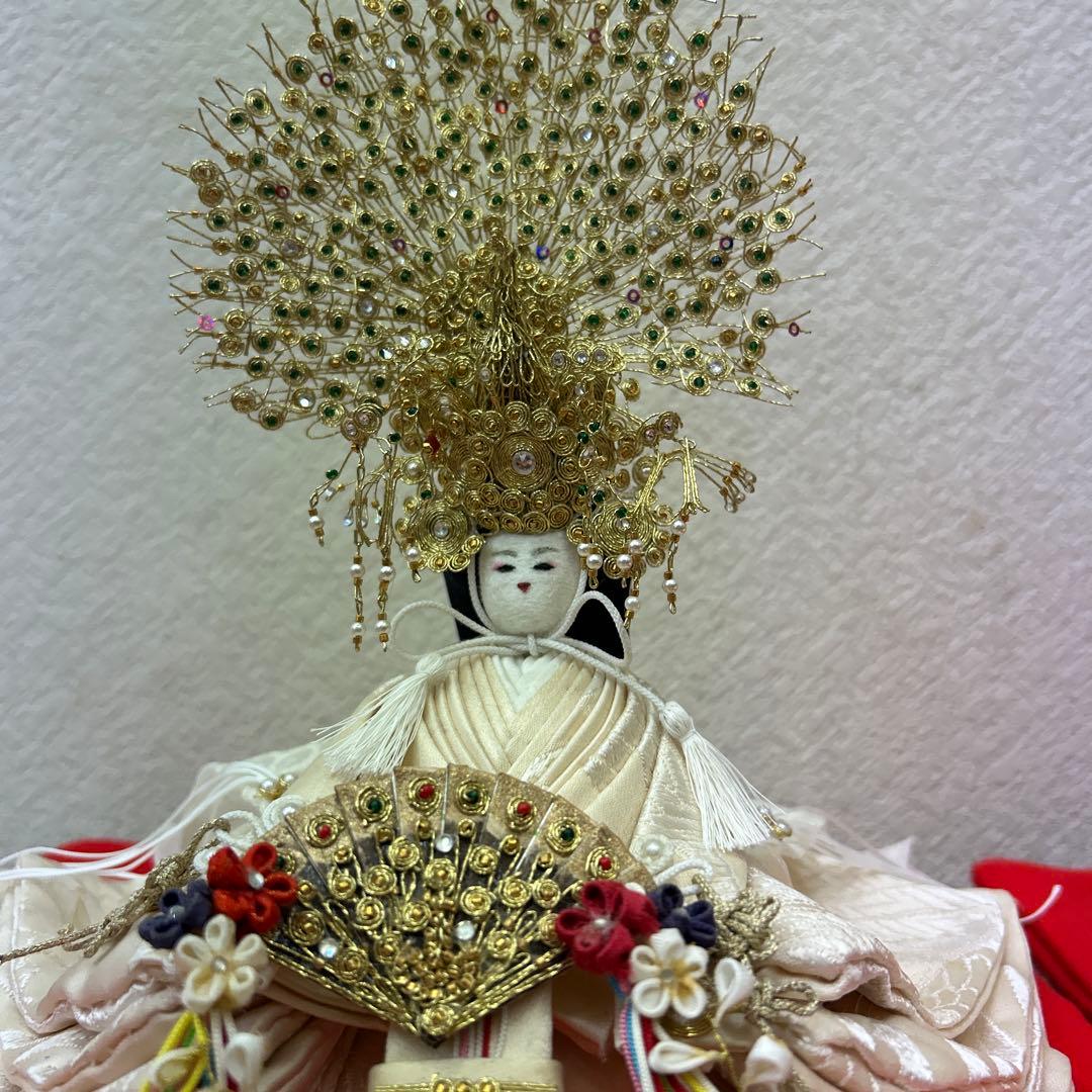 伝統的な雛人形 白金