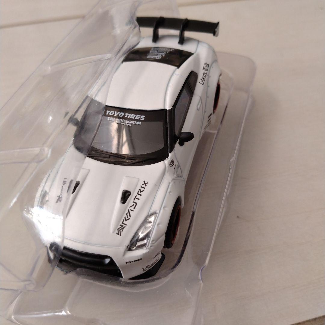 mini gt LB★Works Nissan GT-R LBWK