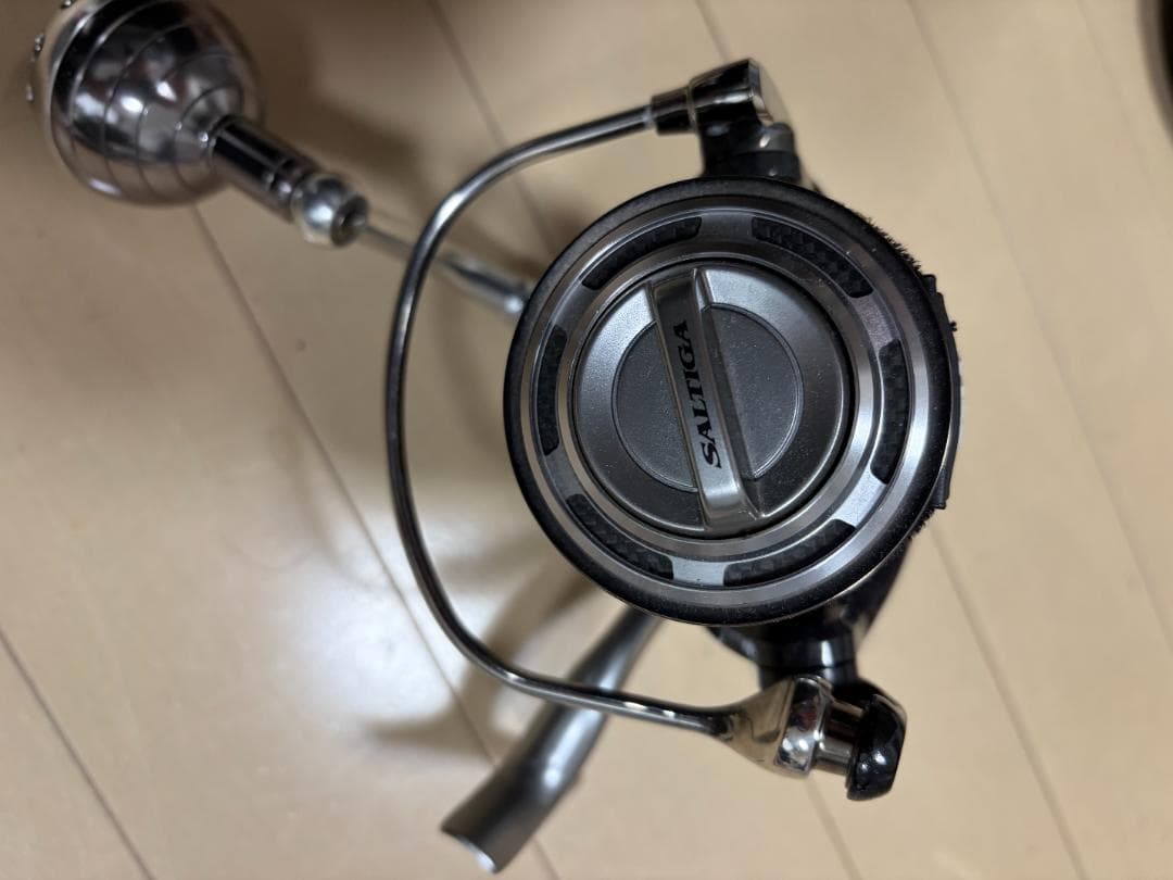 DAIWA １０ソルティガ　４５００　スピニングリール ケース付き