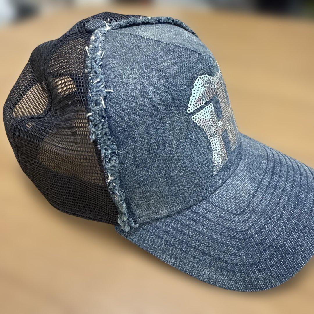 [美品]希少NEW ERA ニューエラ 阪神　スパンコール　ハートデニムキャップ