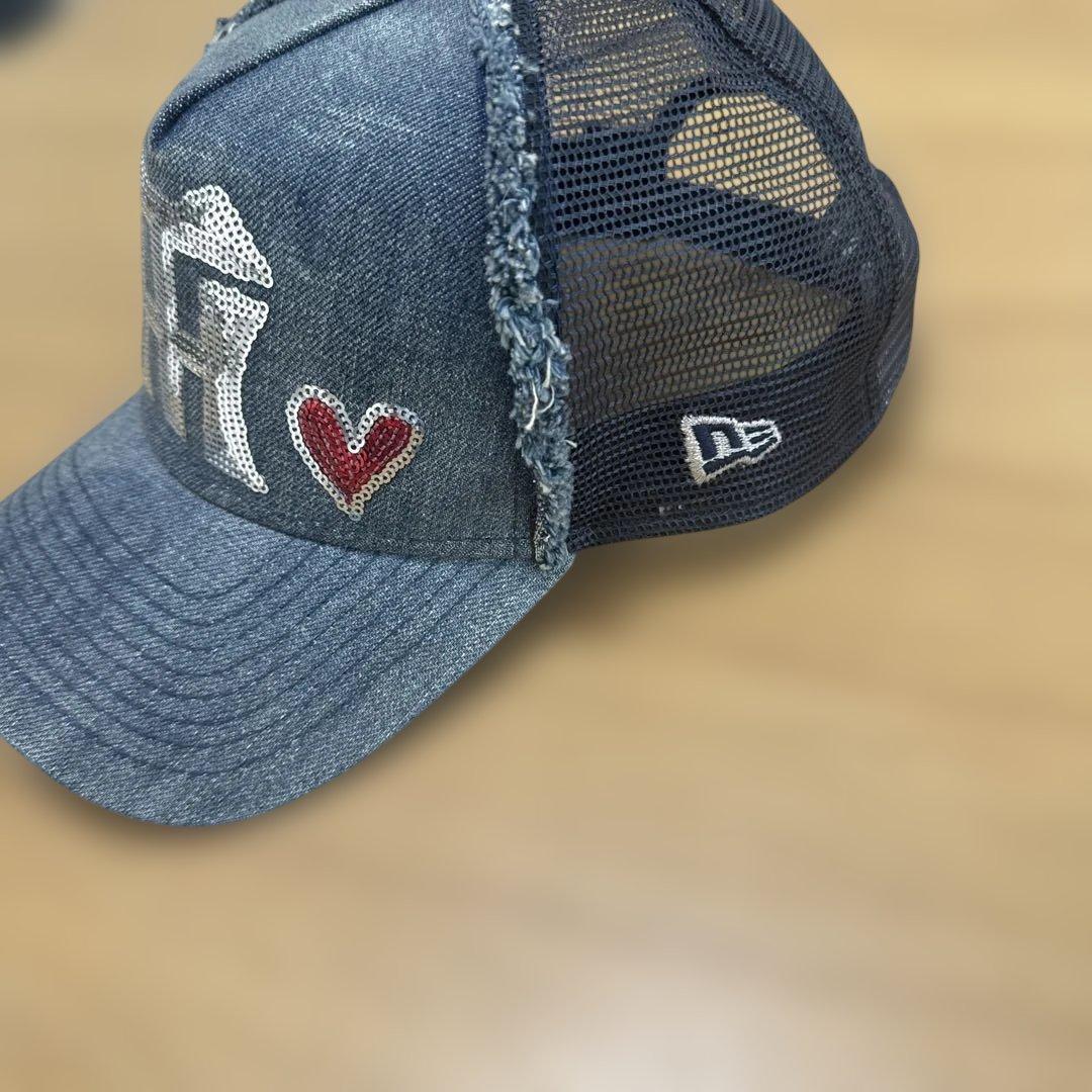 [美品]希少NEW ERA ニューエラ 阪神　スパンコール　ハートデニムキャップ