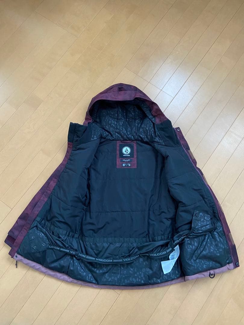 VOLCOM 子ども用スノーボードウェア 紫と茶色
