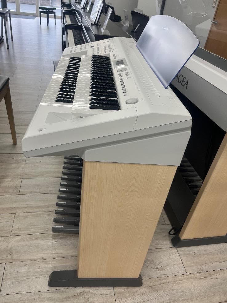 ★85011【エレクトーン】YAMAHA　ELB02　2019年製