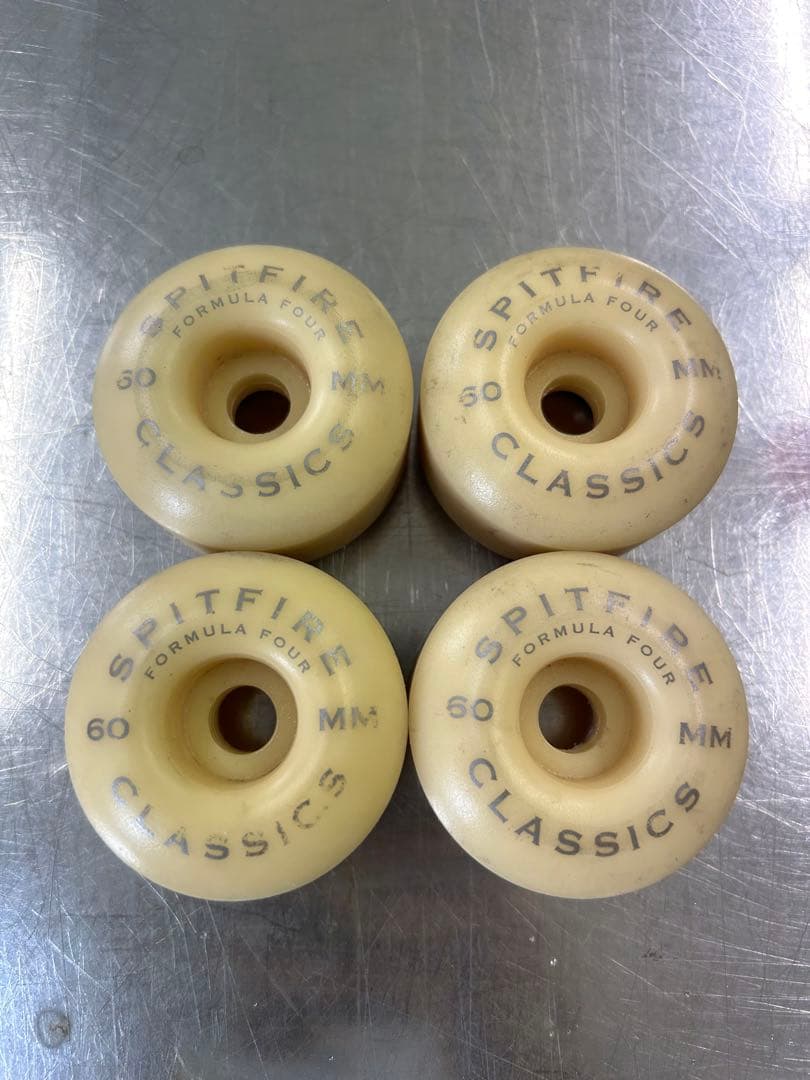 Spitfire Formula Four Classics 60mm 中古品