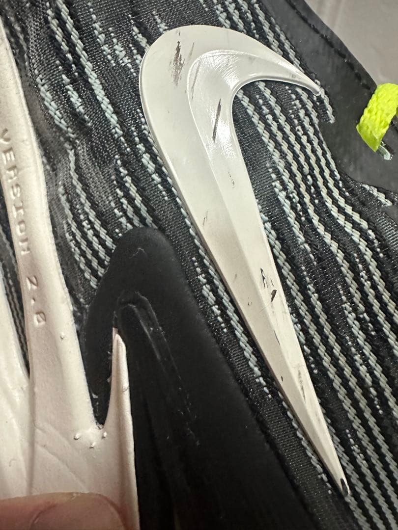 シューズ(男性用) NIKE ZOOMGTCUT2
