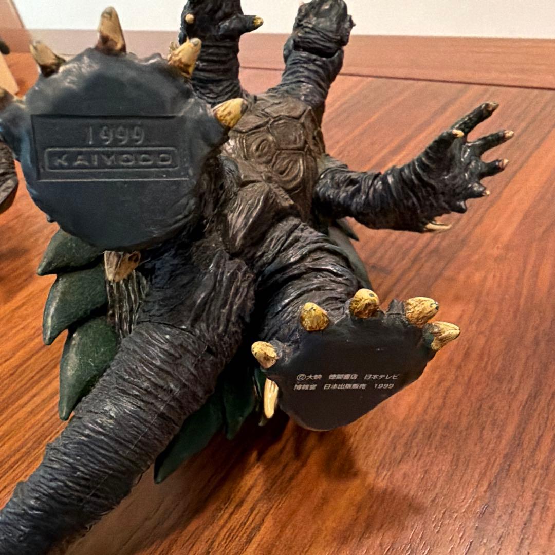 怪獣フィギュア 7体セット　ガメラ
