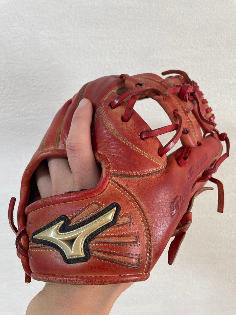 ✨美品✨MIZUNO‼️ミズノGlobal Elite 軟式用グローブ　内野手　赤