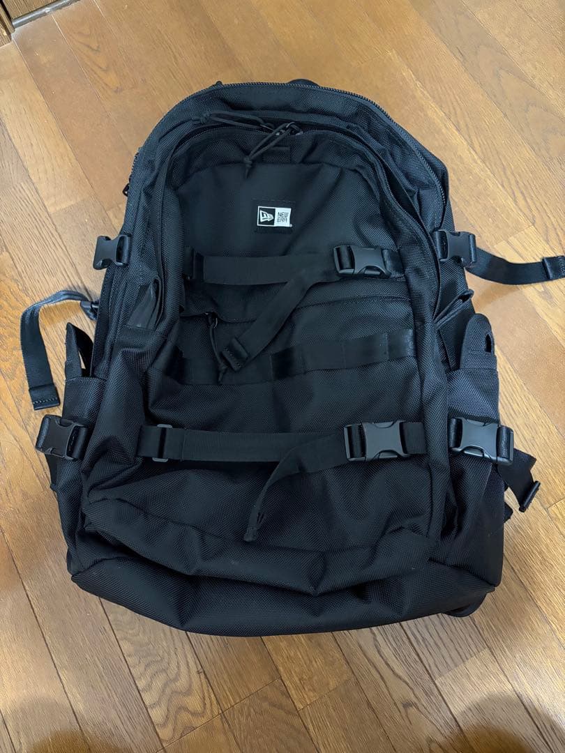 ニューエラ キャリアパック35L リュック
