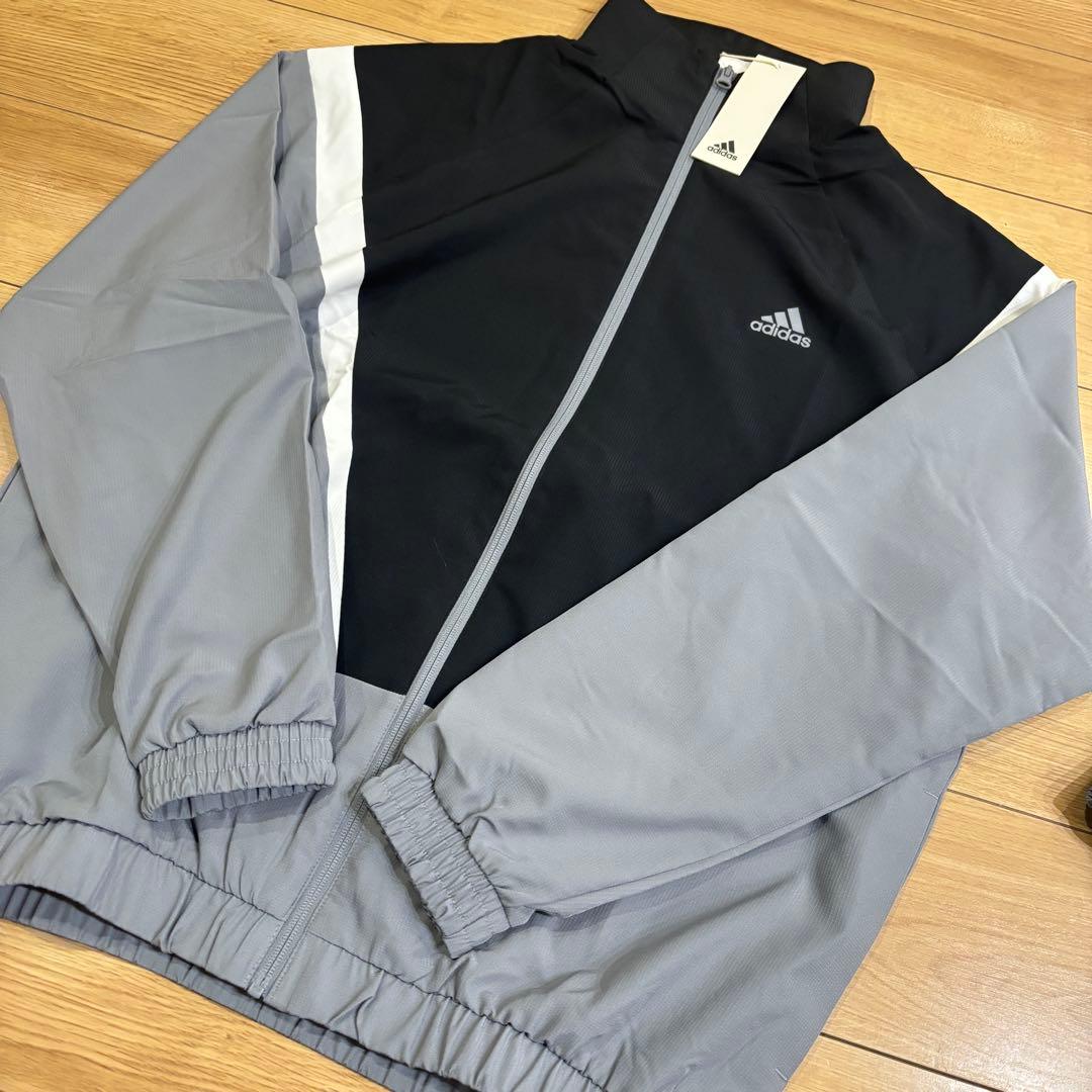 新品　アディダス　adidas 上下セット　グレー　ウーブン　ウインド　2XL