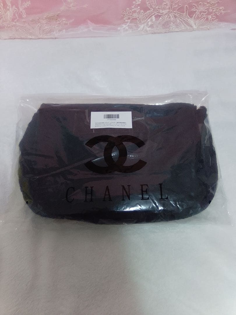 CHANELノベルティショルダーバッグブラックロゴ入り