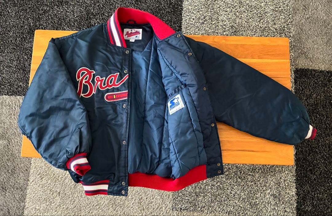 み*ゆ様 Braves 刺繍ロゴ ボンバージャケット ネイビー