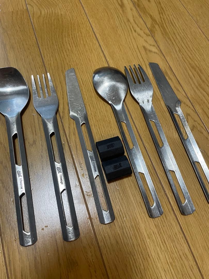 エスビット　チタンカトラリーセットESTC4TI000