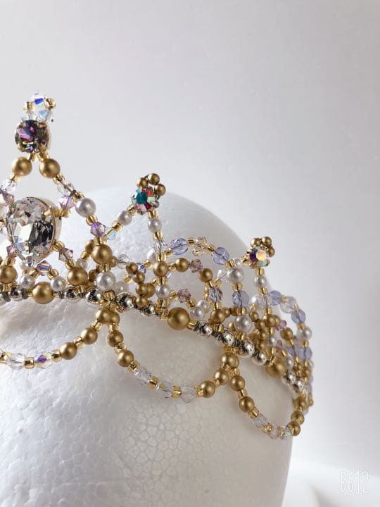 バレエ　ティアラ　ゴールド　アメジスト　前飾り付き