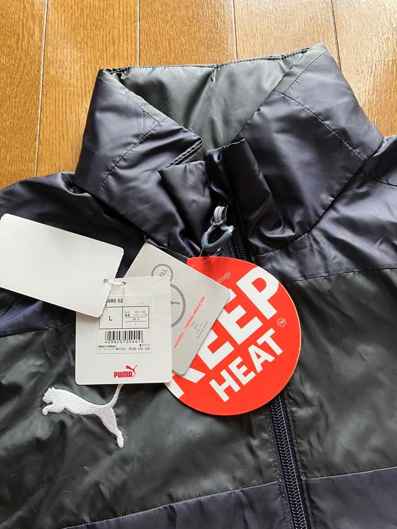 PUMA メンズLサイズ KEEP HEAT 上下セット　シャカシャカ　新品
